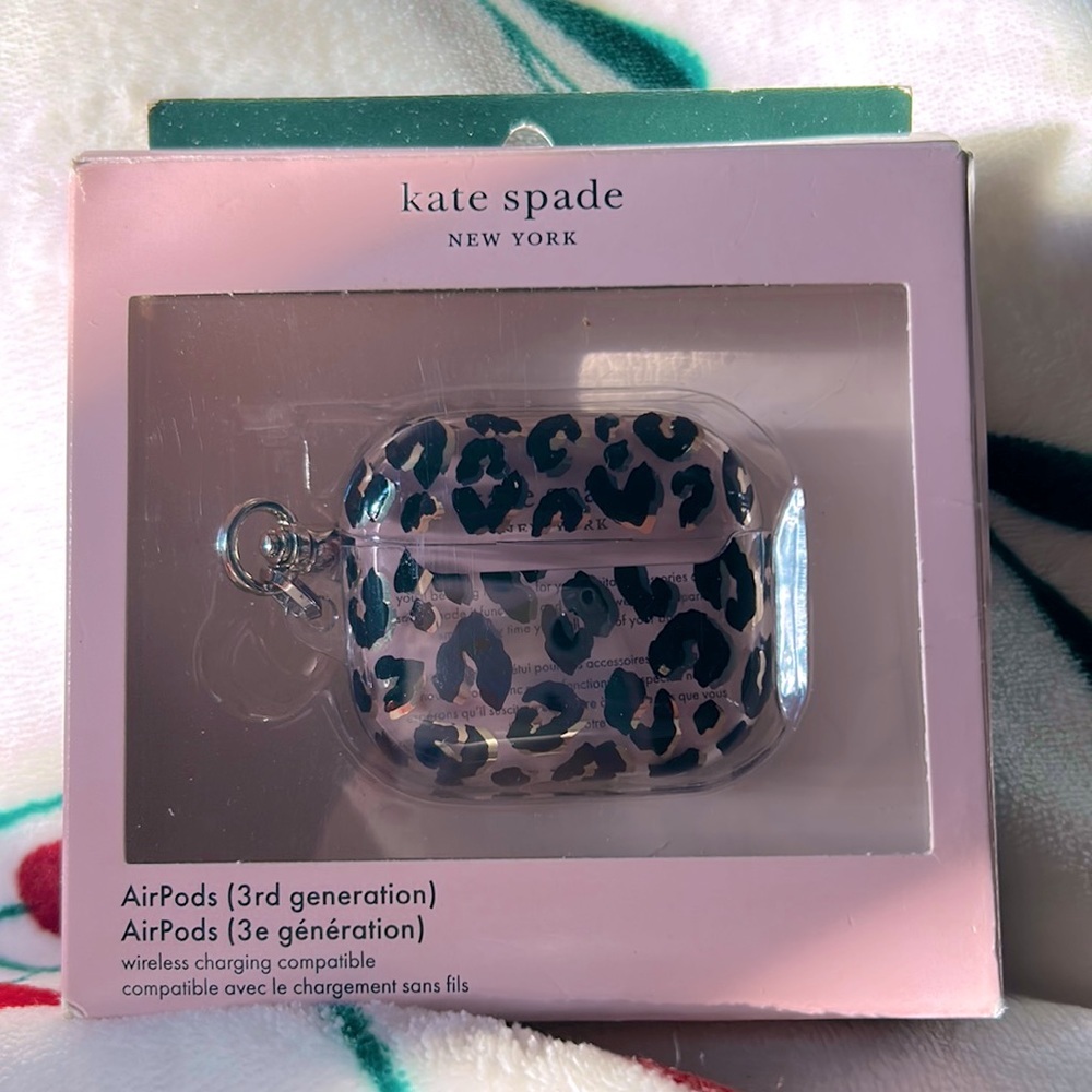 NIB Kate Spade pink cheetah AirPods case​